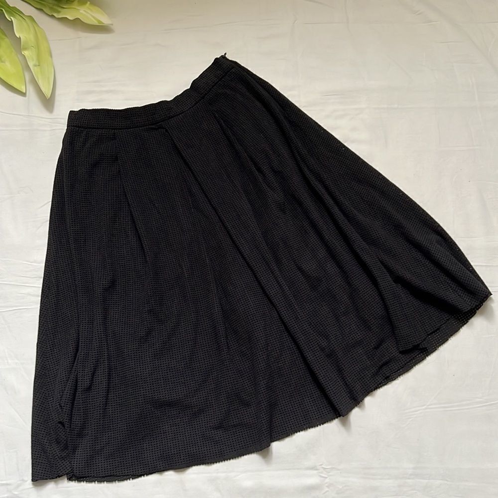 ⭐️ZARA Mesh Flare Skirt⭐️